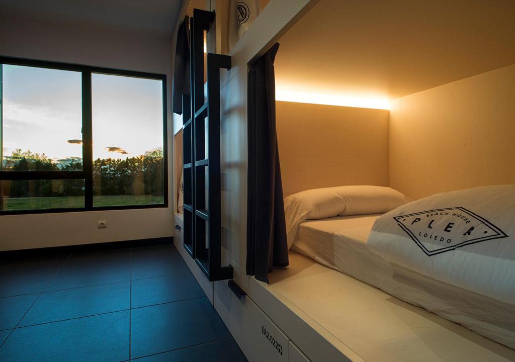 Loredo Hostel | Plea Beach House