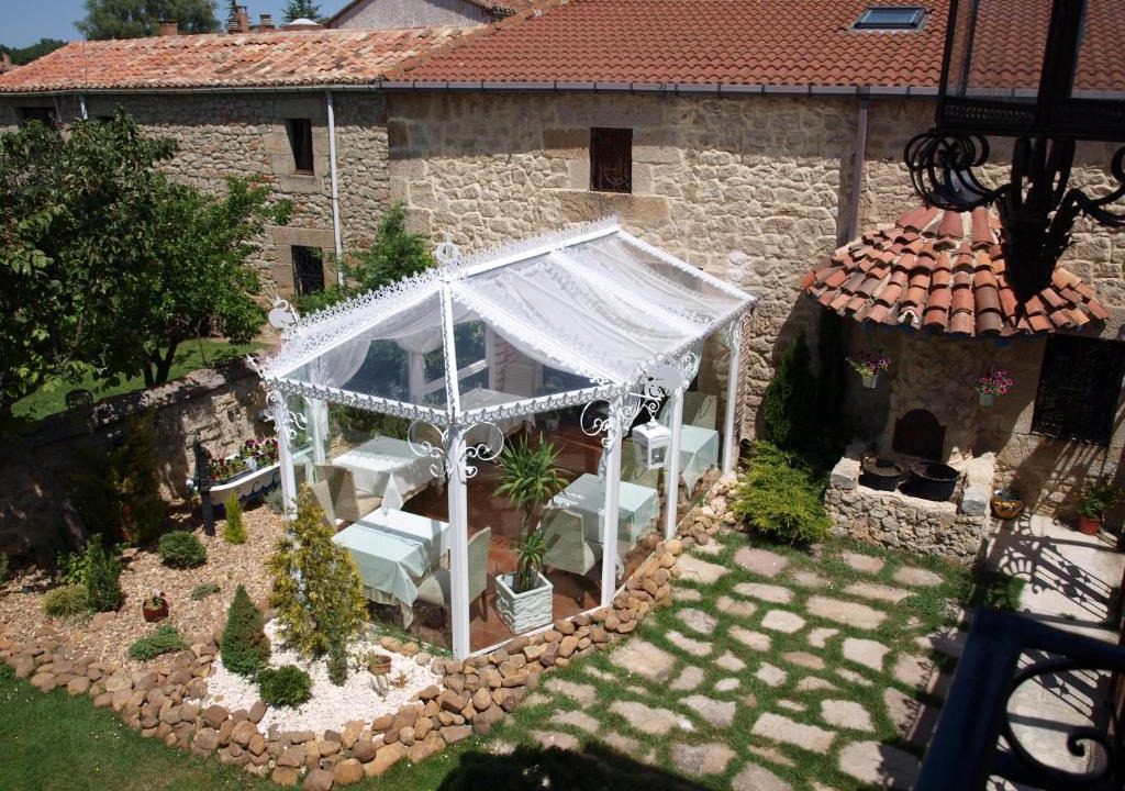 Ocenilla Hotel | Posada del Indiano
