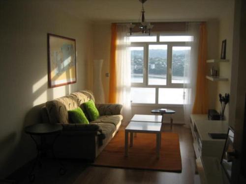 Pontedeume Apartment | Precioso apartamento con excelentes vistas al mar