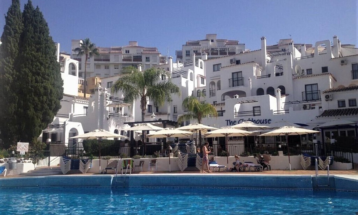 Benalmadena Costa Apartment | Pueblo Evita seaview apartment, lovely pool area in Benalmadena, close to beach!