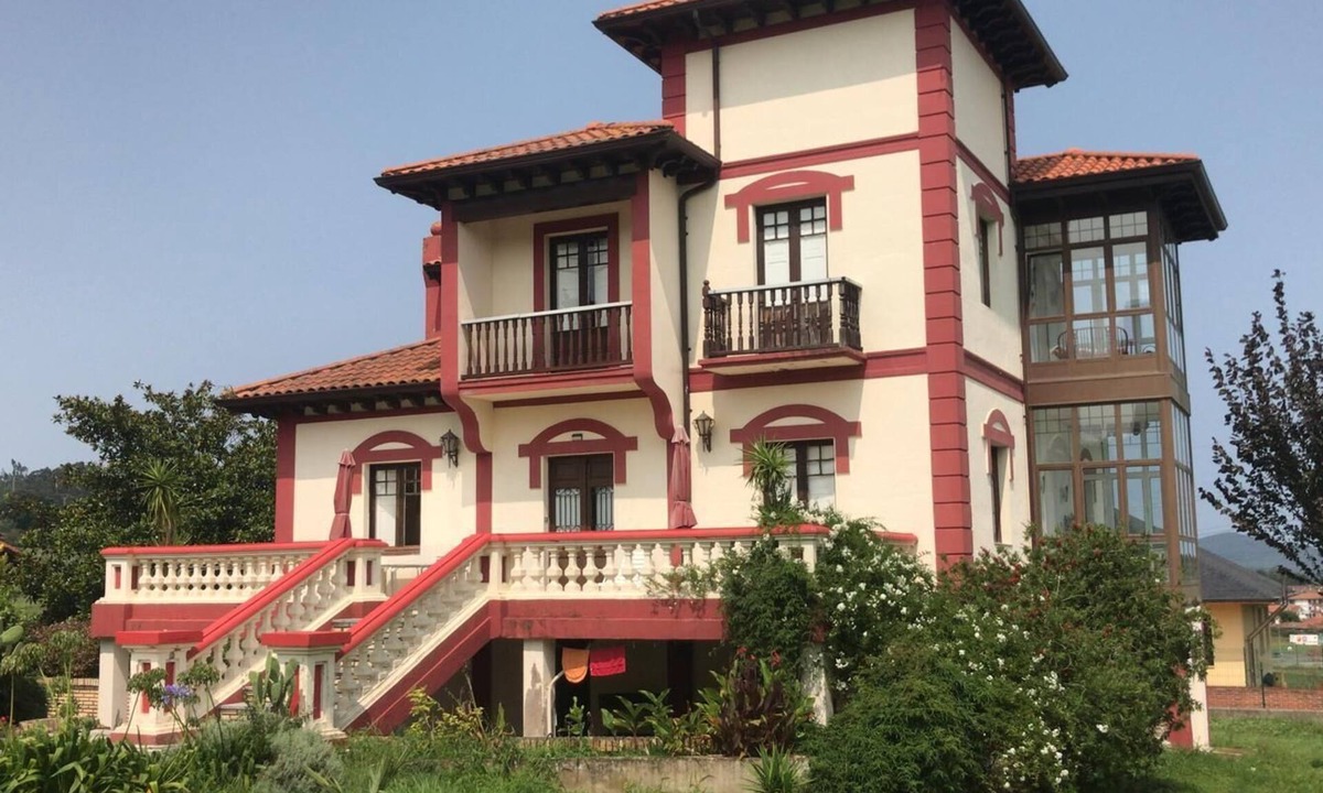 Cicero House | Quiet Indiana House Close to Laredo and Santoña