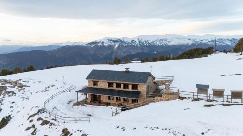 La Vansa I Fornols Hostel | Refugi de l'Arp
