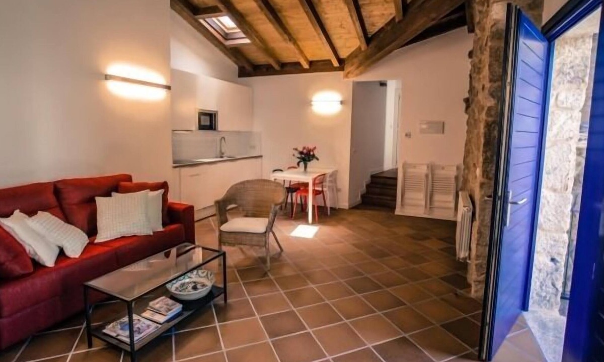 Parada de Sil Cottage | Ribeira Sacra Apartments for 6 people