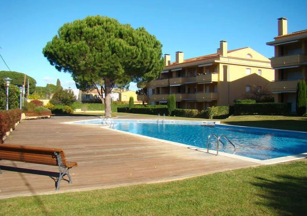 L'Escala Apartment | Riells Blau E202 - Two Bedroom Apartment, Sleeps 5