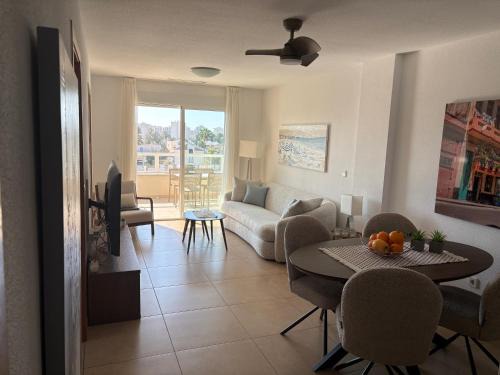Dehesa de Campoamor Apartment | Rio Nacimiento