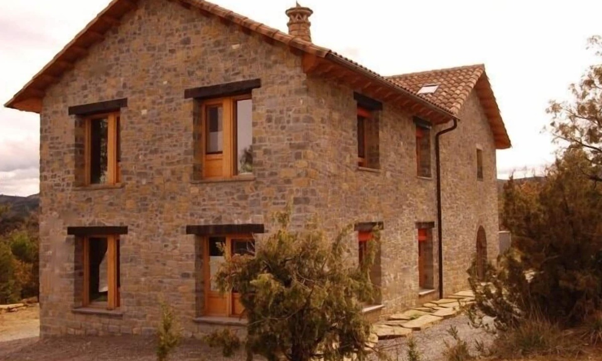 Ainsa-Sobrarbe Cottage | Rural apartment La Cicuarala for 8 people