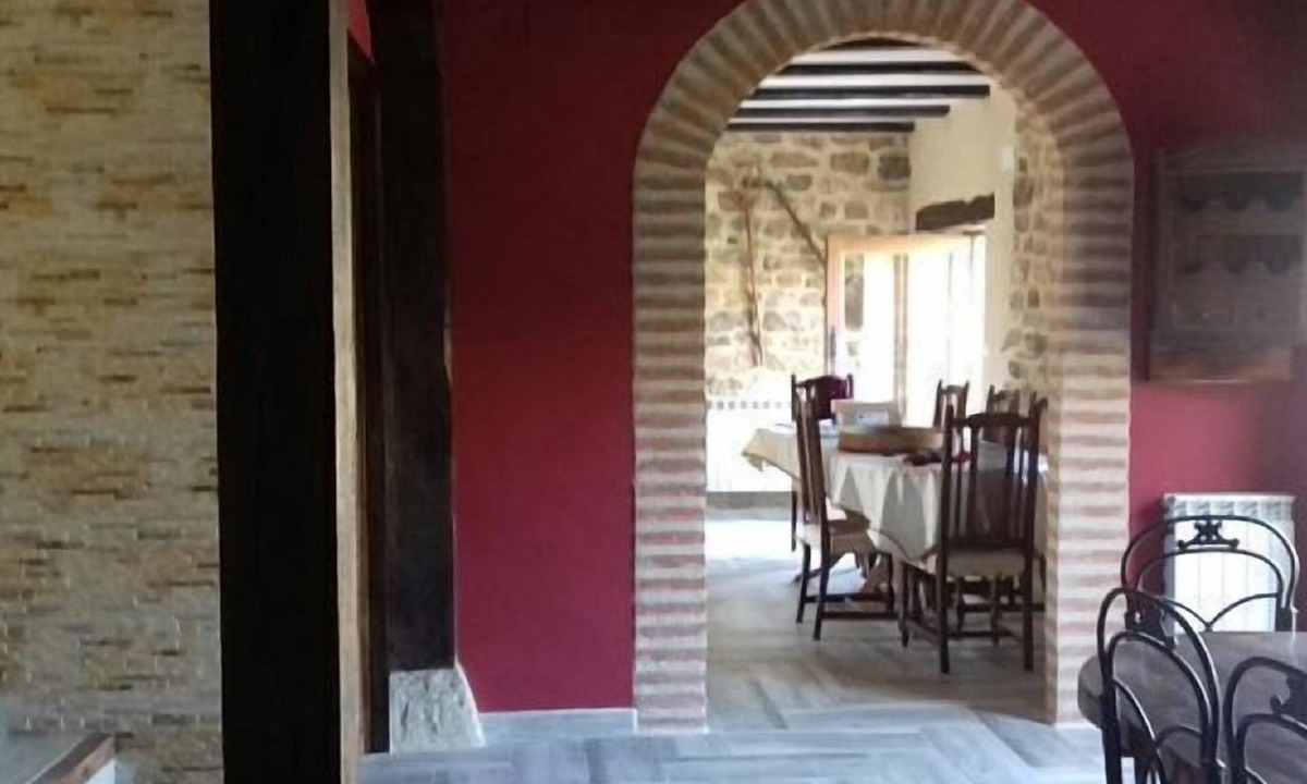 Alar del Rey Cottage | Rural house (full rental) El cinto for 10 people