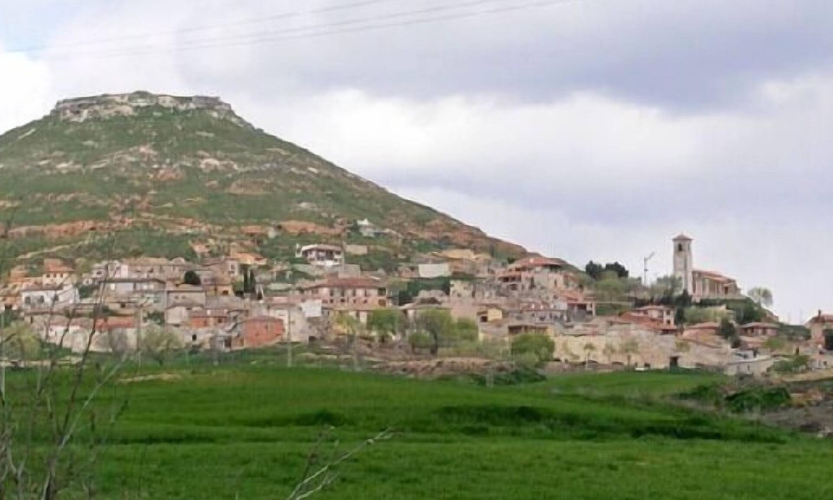Hita Cottage | Rural house (full rental) Cueva de la Cereria for 6 people + 1 extra
