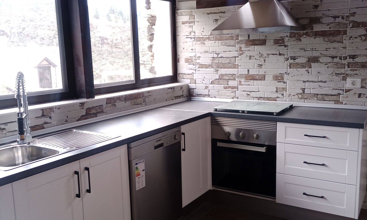 Chirche Cottage | Rustic house up to 6 people