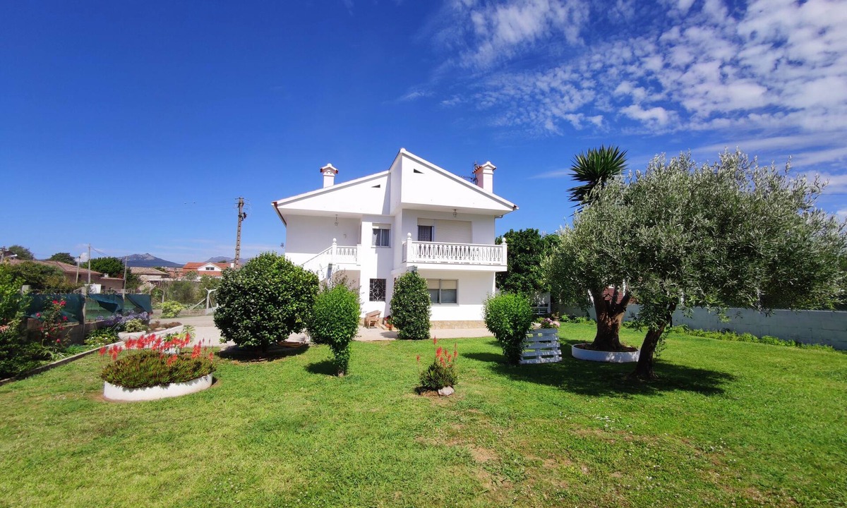 Sabaris Apartment | SABARIS, GARDEN AND PROXIMITY.
