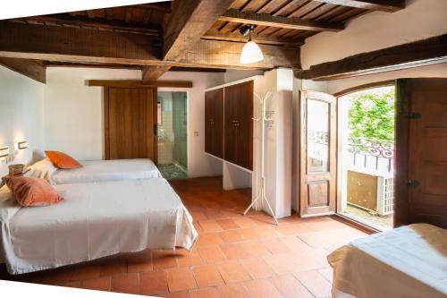 Oliva de Plasencia Hostel | San Blas, Alojamiento Rural-Vía de la Plata , Cáparra-Plasencia