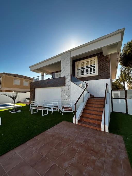 La Zenia Villa | Sea-side Villa in la Zenia