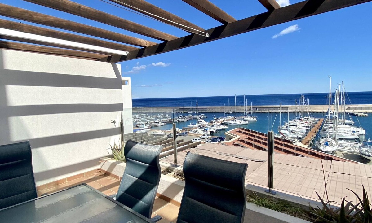 Calafat Apartment | Seafront Duplex in L'Ametlla de Mar
