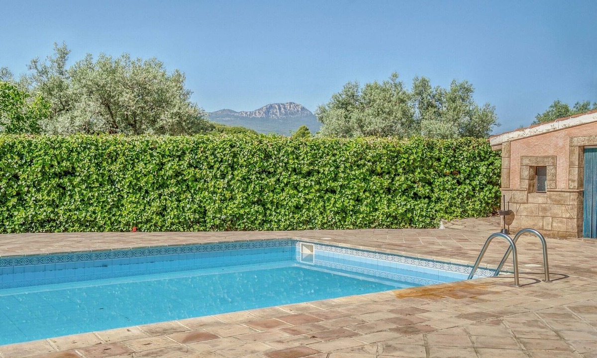 Moratalla House | Secluded Holiday Home in Murcia with Swimming Pool