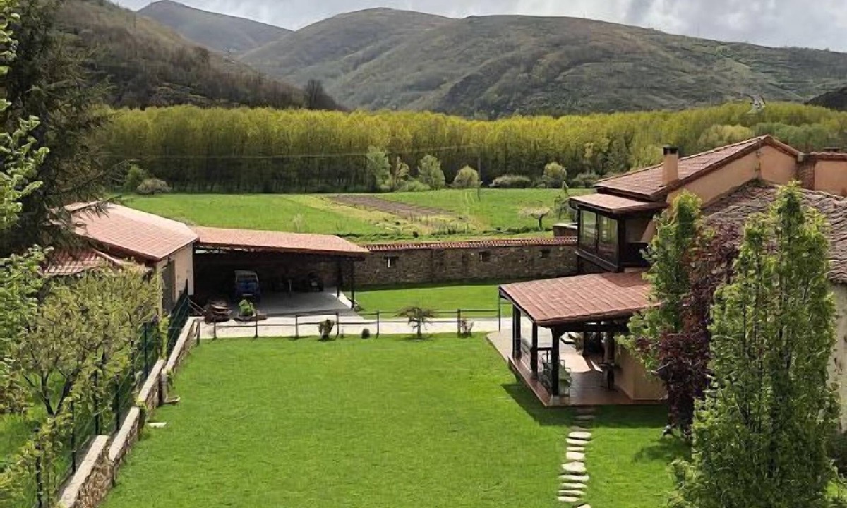 Vega de Caballeros Cottage | Self catering Rincón de Luna for 7 people