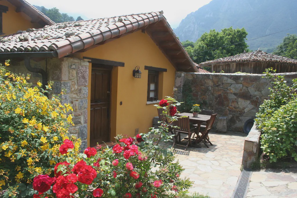 Quiros Cottage | Self catering Valle de Bueida for 4 people