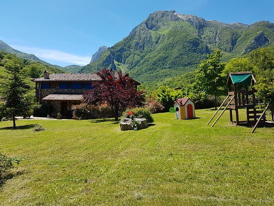 Quiros Cabin | Self catering Valle de Bueida for 4 people
