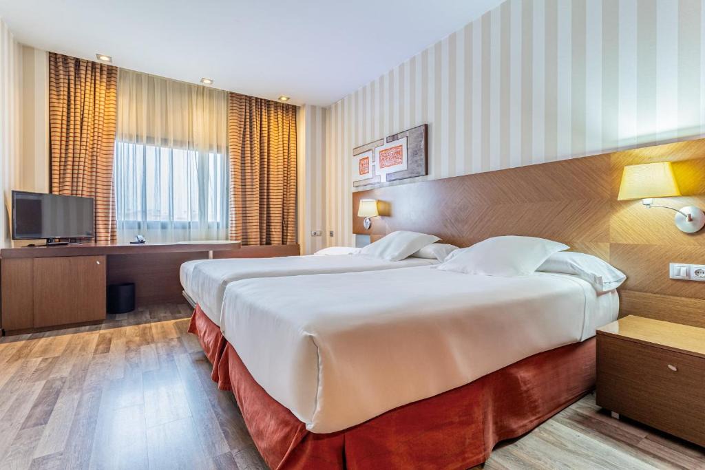 Pinto Hotel | Sercotel Las Artes Pinto