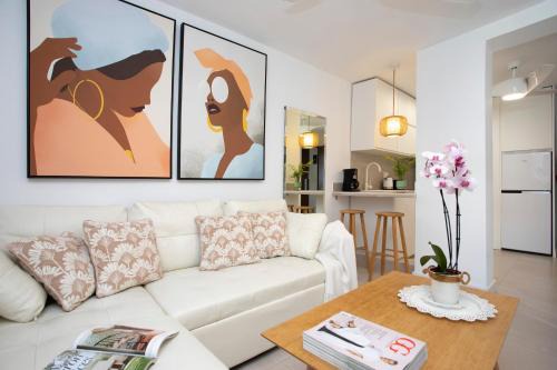 Massamagrell Apartment | SingularStays Pobla de Farnals II