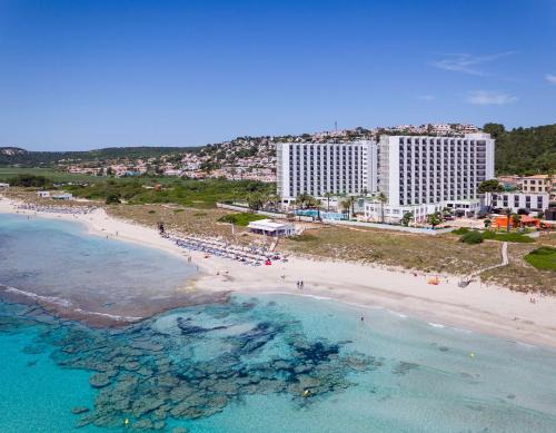 Son Bou Hotel | SOL by Meliá Milanos Pingüinos