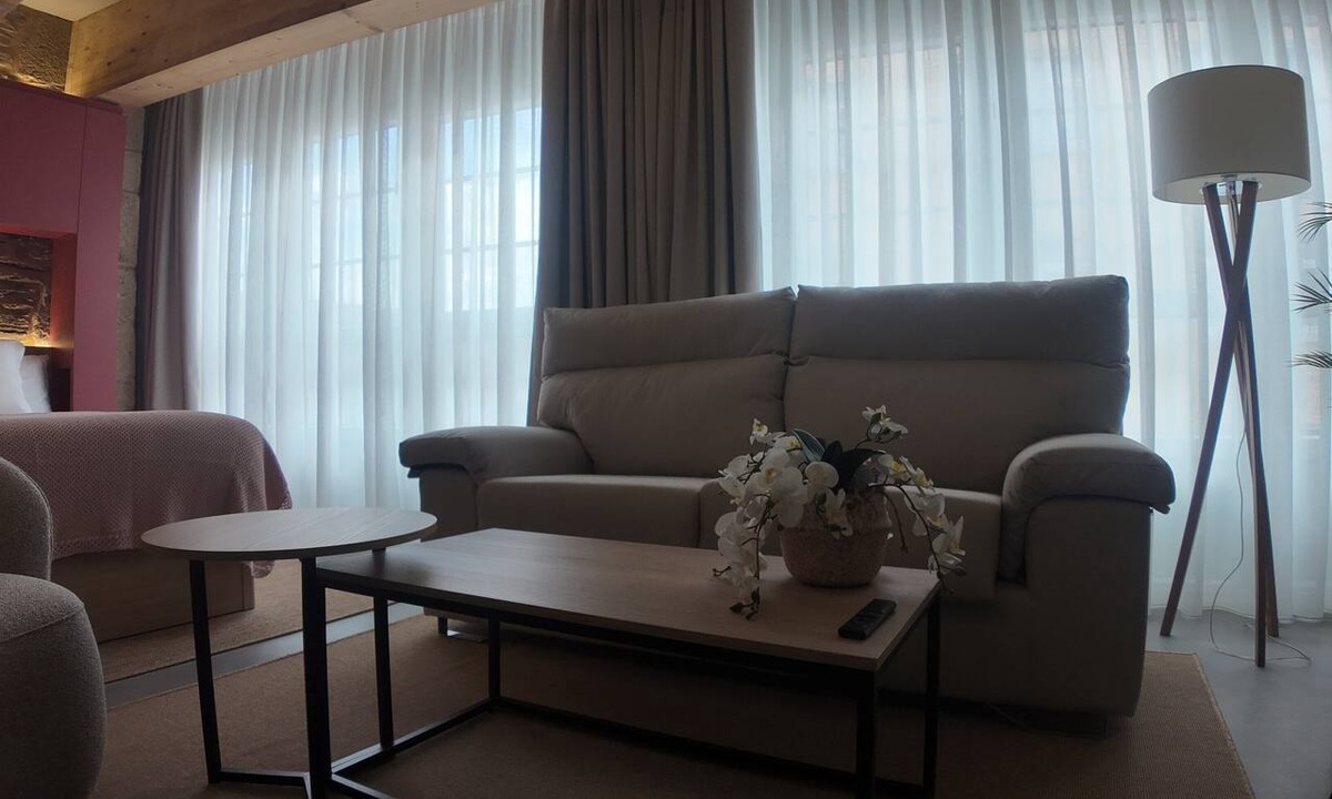 Lugo Apartment | Spacious Premium Studio with a King-Size Bed Inside the City Walls