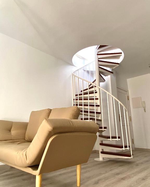 Figueres Apartment | Spiral Stairs Duplex