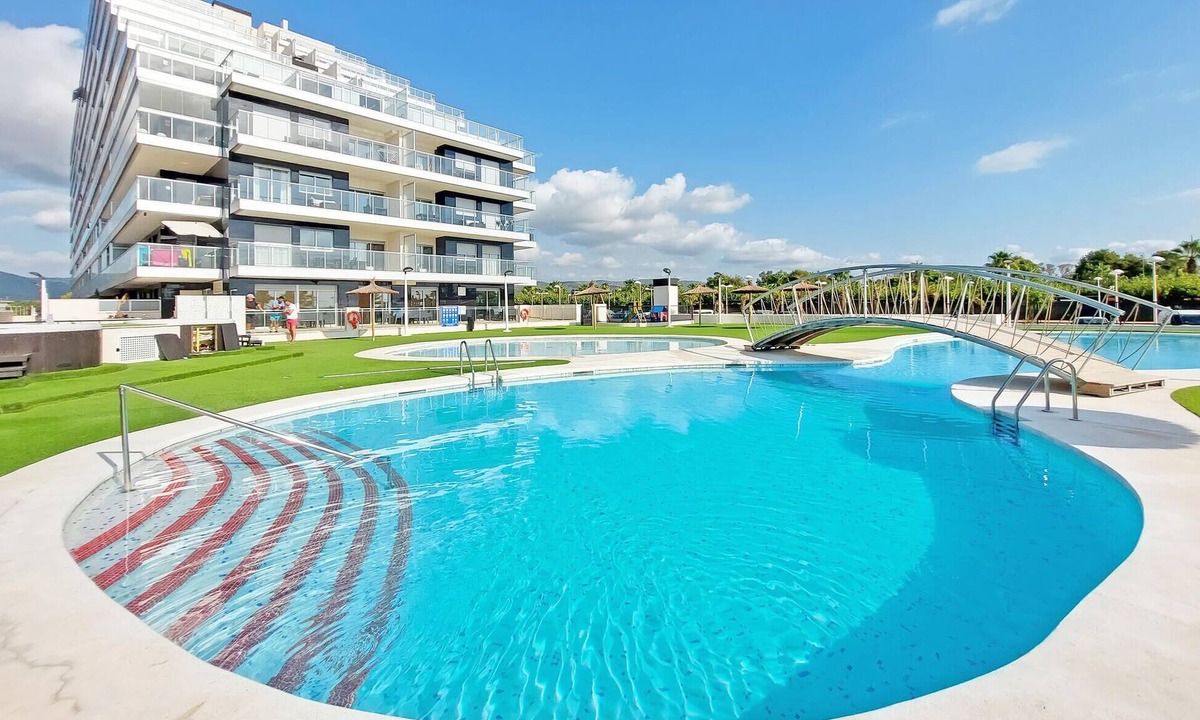 Cabanes Apartment | Stunning apartment in Cabanes with swimming pool