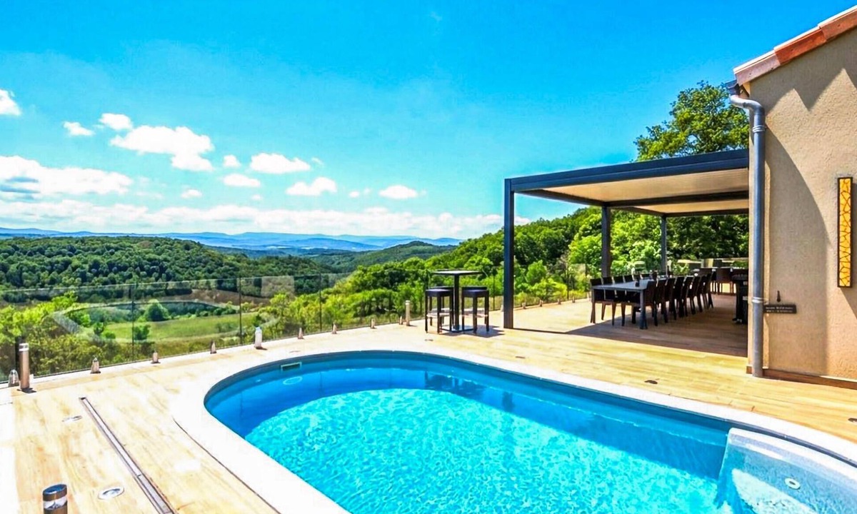 Sonnac-sur-l'Hers House | Stunning home in Sonnac-sur-l'Hers with WiFi