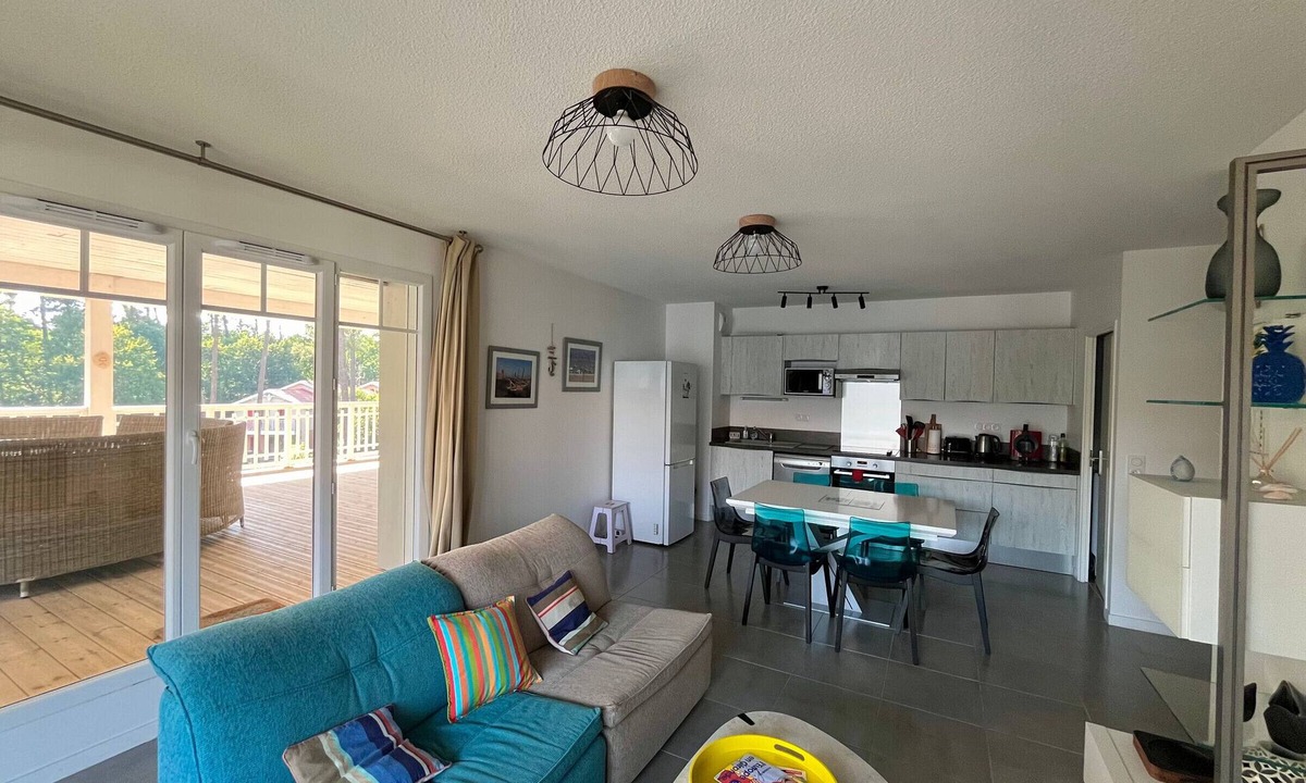 La Teste-de-Buch Apartment | Stunning Top-Floor Apartment with Pool, Large Deck, Near Dune du Pyla
