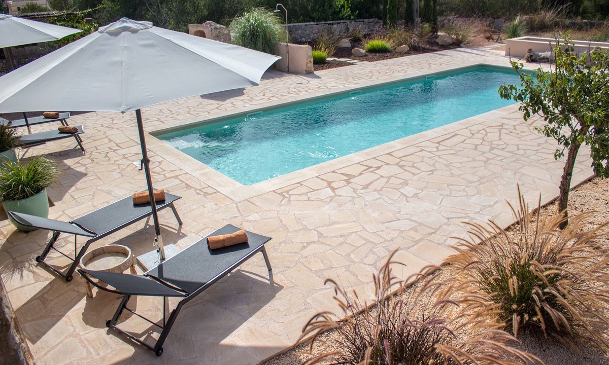 Vilafranca de Bonany Villa | Stylish, ultra-modern NATURAL STONE FINCA with a 12m x 4m saltwater pool!