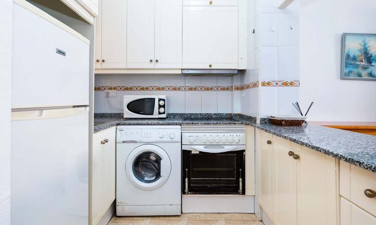 El Chaparral Apartment | Sunrise Apartment Pinlake
