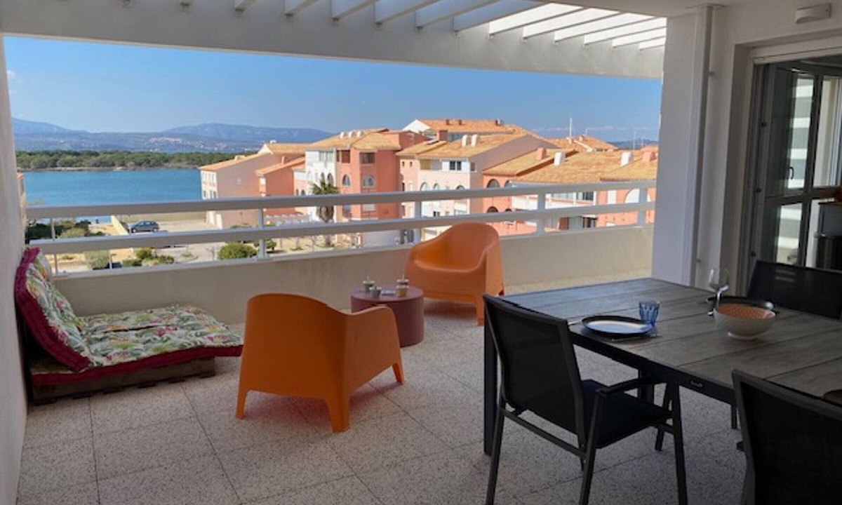 Leucate Apartment | Superb T4 Duplex Aircon 6/7 Pers, Wifi, Parking