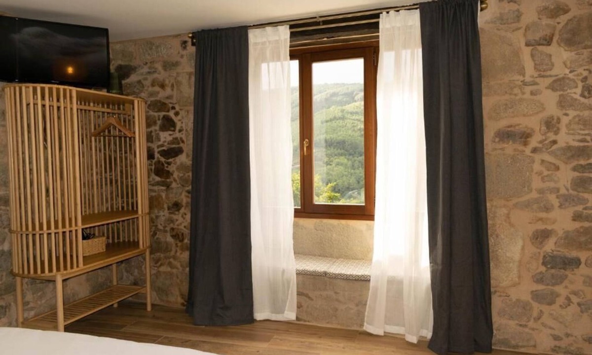 Panton Cottage | Superior Villa in the Ribeira Sacra, A Gamela