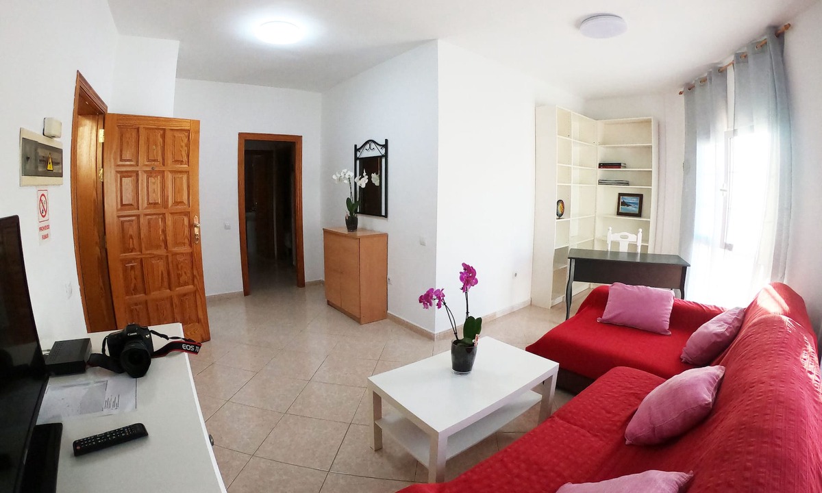 Gran Tarajal Apartment | The apartment is located by the sea and has Wi-Fi and satellite TV.