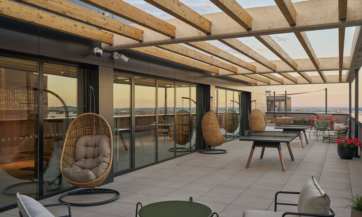 Buenavista Hotel | The Carabanchel Episode