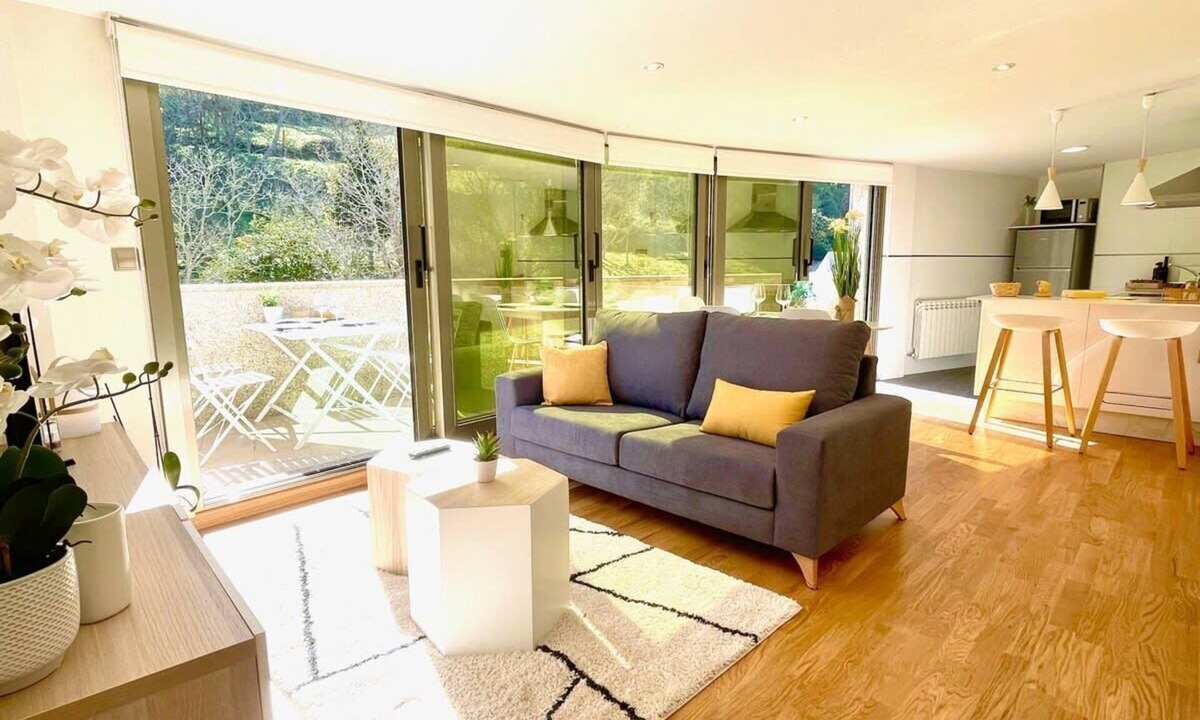 Viveiro Apartment | The Cliffs - Montmar