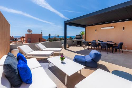 Cala Bona Apartment | Tolles, neu möbliertes Penhouse mit großem Pool