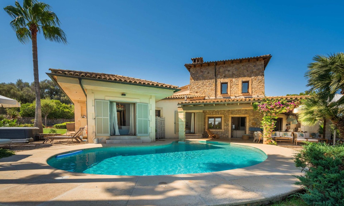 Alcudia Villa | Torre de can peroia, Villa 5StarsHome Mallorca