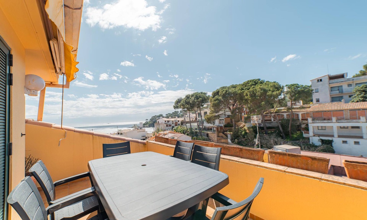 Llafranc Apartment | TRES PINS 2- apartment in the center of Llafranc-Costa Brava