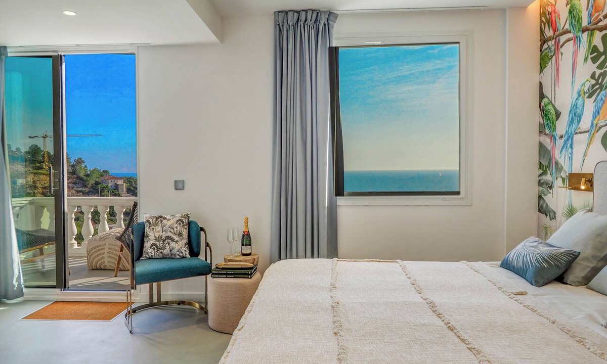 Sitges Apartment | Tropical Suite by Hello Homes Sitges