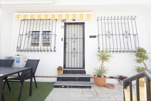 Mazarron House | Ultra modern Camposol Villa Sunny Oasis with GIANT community pool!