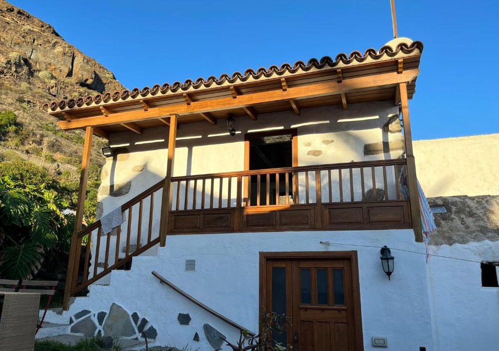 Las Aguas House | Unique Canarian cottage 1700s - Casa SALVIA Las Aguas - ocean & natural pools 150m - Whole Gated House