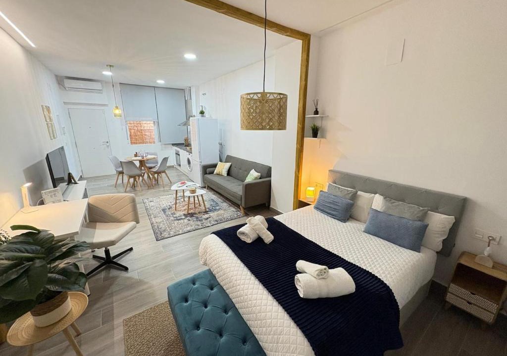 Cruz de Humilladero Apartment | Urban Loft Malaga AVE María Zambrano