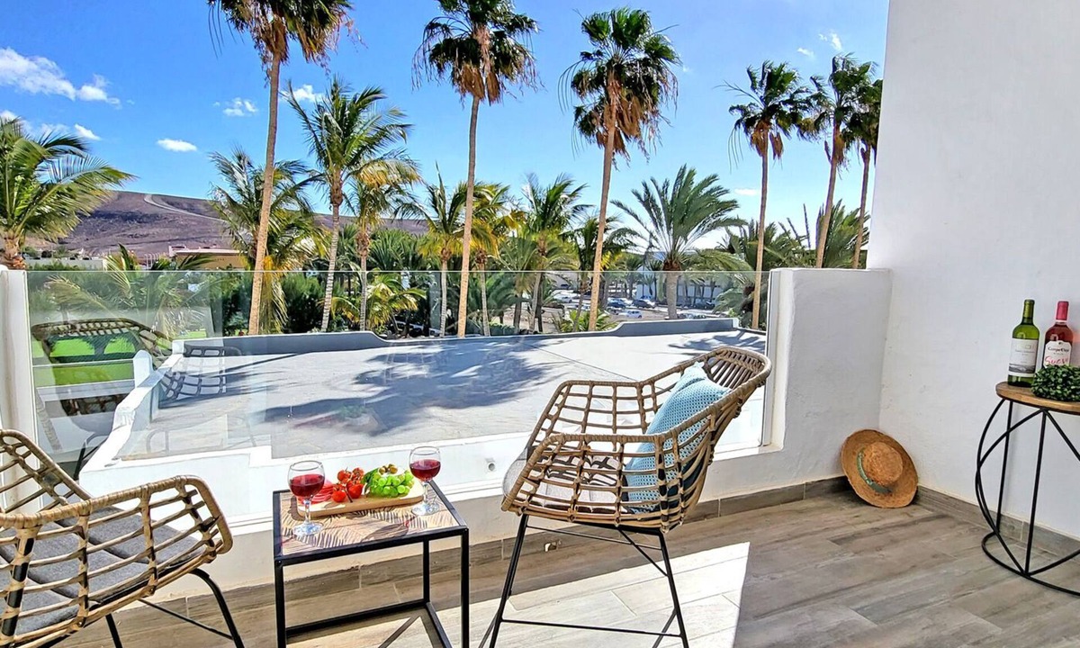 Tarajalejo Apartment | Vacation apartment LAS PALMERAS, Tarajalejo, balcony, WiFi