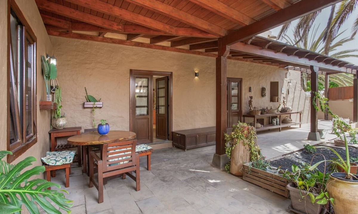 Tetir House | Vacation Home 'Casa Miranda - 2' with Mountain View, Shared Terrace and Wi-Fi