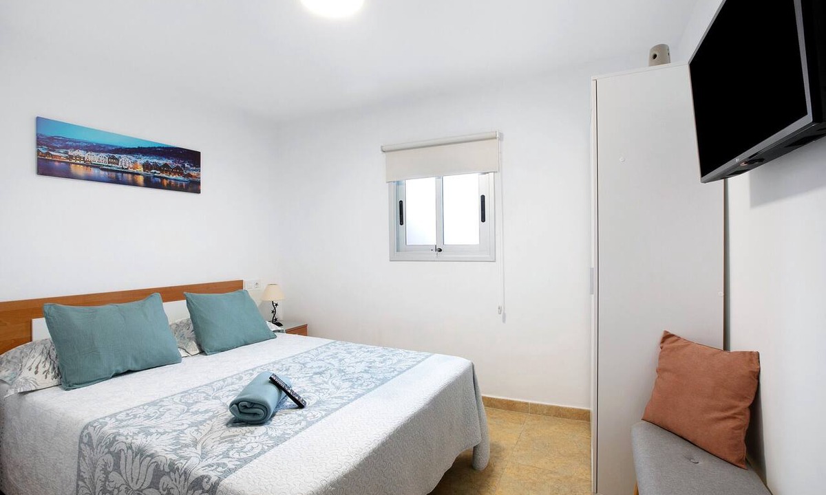 Juan Fernandez Apartment | Vacation Home "La Morena 3A" with Wi-Fi