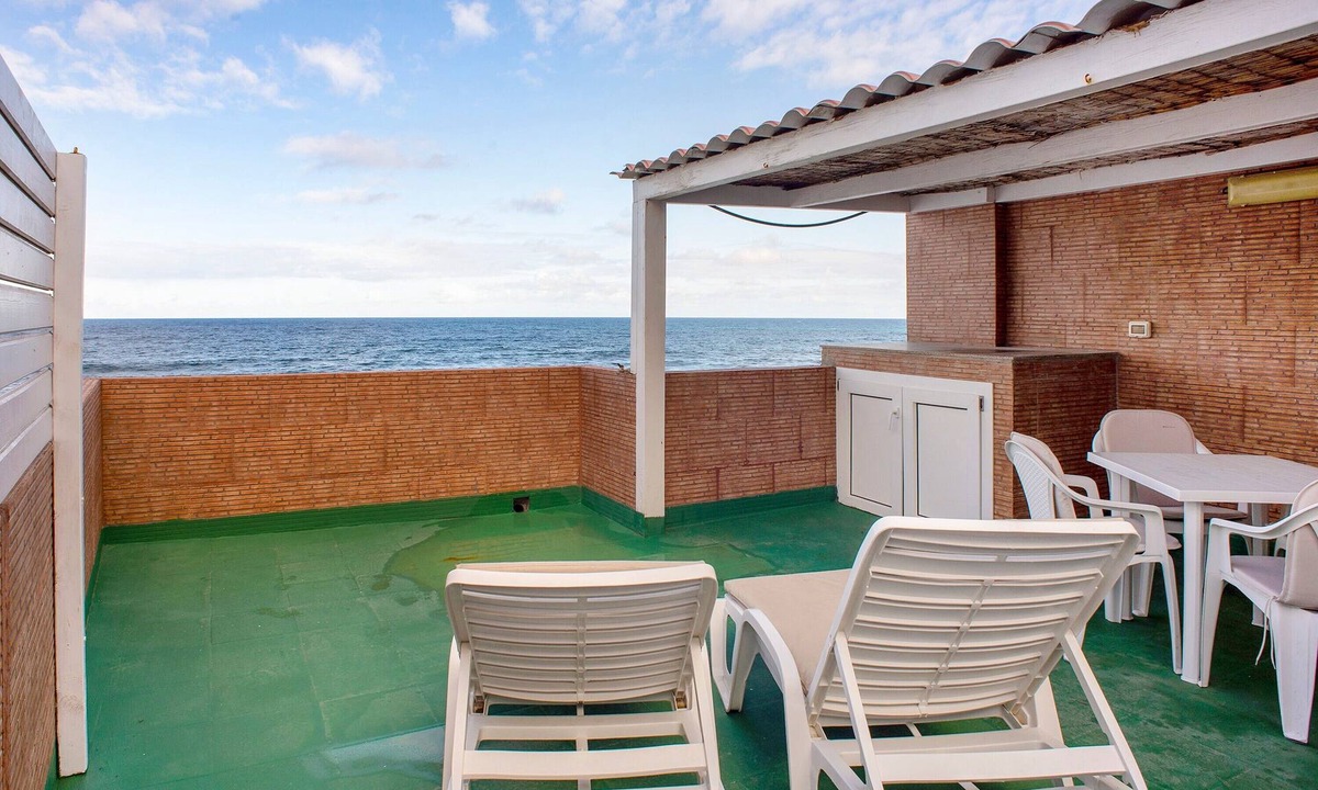 San Felipe House | Vacation Home "Las Sales Duplex" with Sea View, Terrace & Wi-Fi