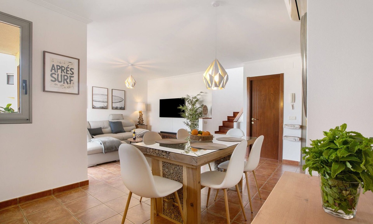 Granadilla de Abona Villa | Vacation 'Tejita' with Sea View, Wi-Fi and Air Conditioning