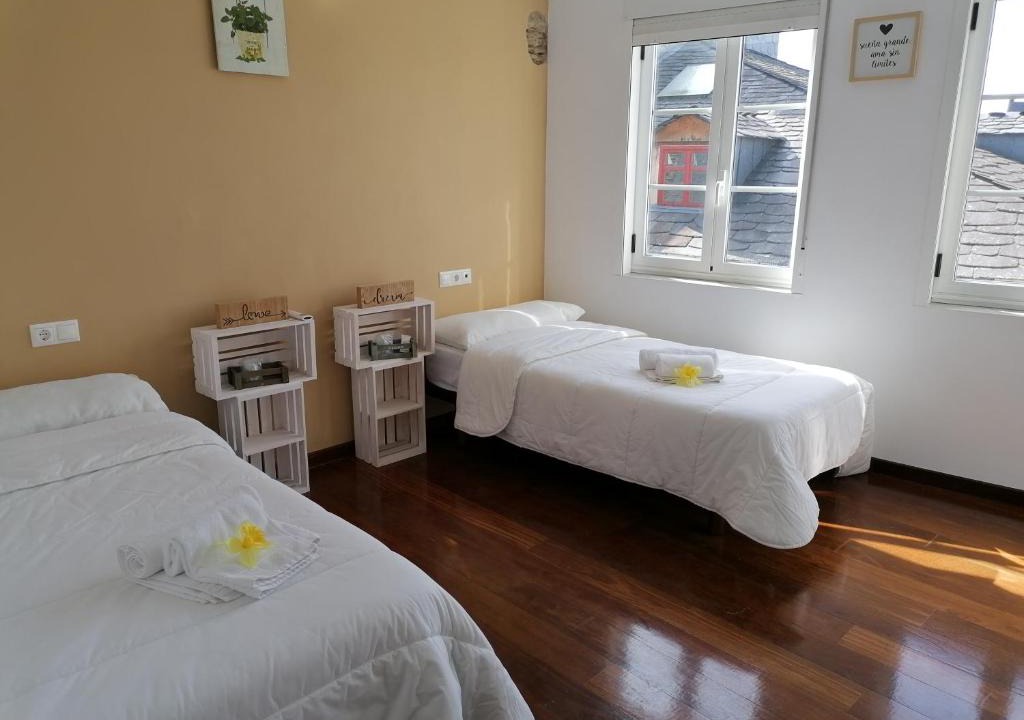 Lugo Hostel | Viatori