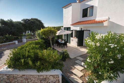 Punta Grossa House | Villa 8, chalet pareado con jardín y piscina
